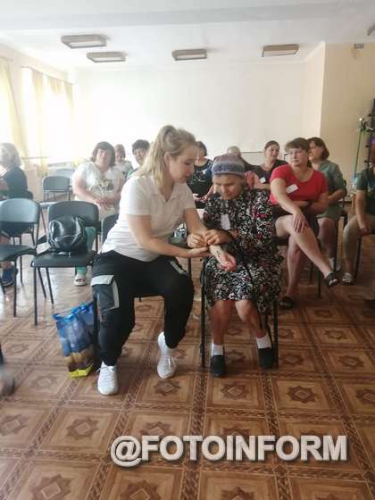 Жителів Кіровоградщини навчають надавати домедичну допомогу (ФОТО)